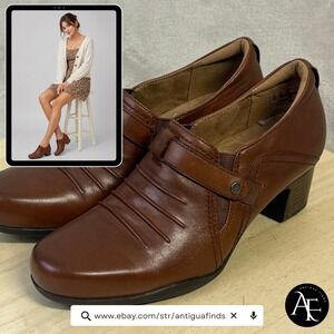 Clarks Artisan Brown Leather Pleated Monk Strap Heeled Loafers Pumps Size 8 M